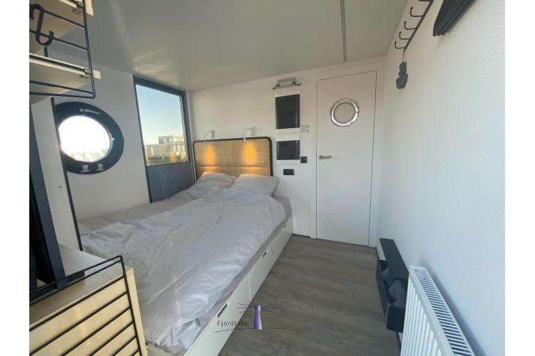 Hausboot Fjord Ankerplatz Mit Biosauna In Schleswig Exterior foto
